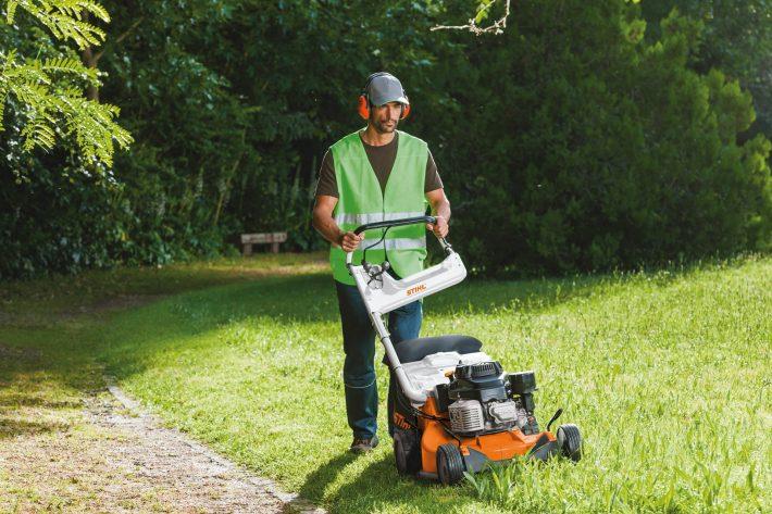 STIHL BENZINRASENMÄHER RM756YC