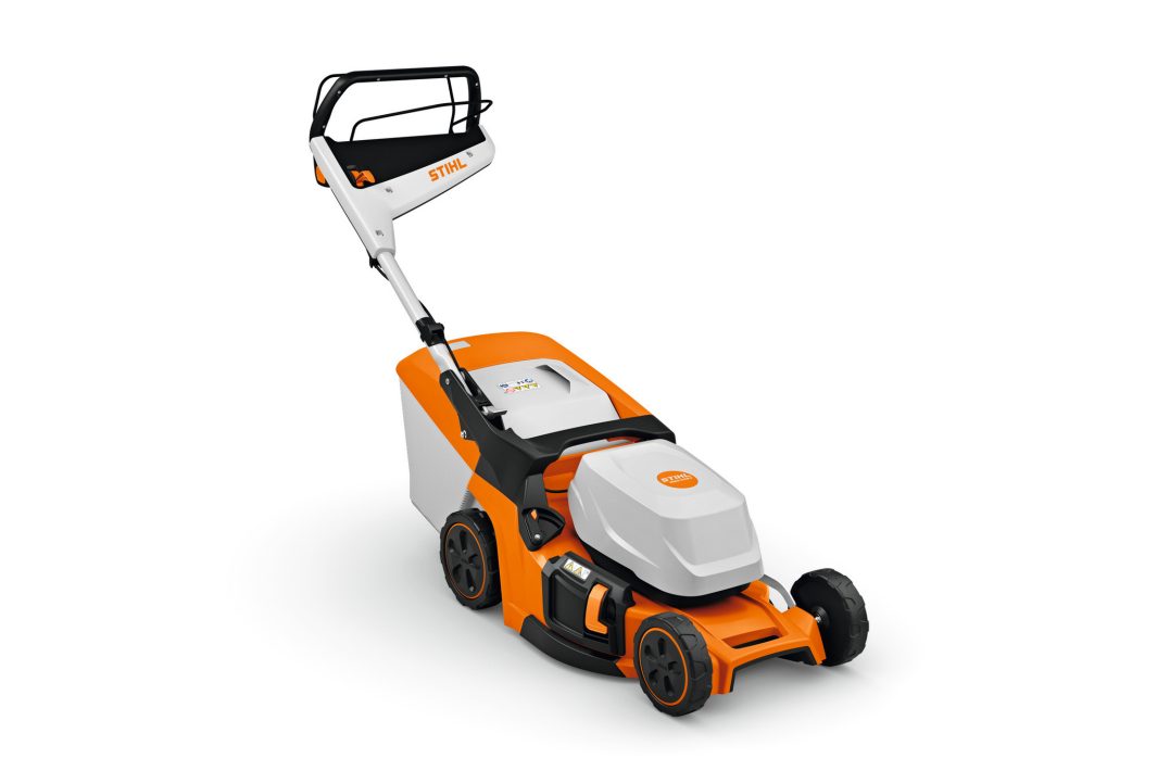 Stihl Rasenmäher RMA448V Set mit AK30 und AL101