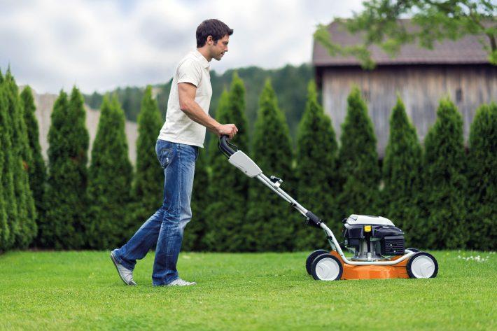 Stihl Mulchrasenmäher RM2RT